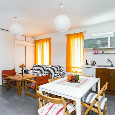 Lodging Sagrada Familia & Sant Pau Appartement